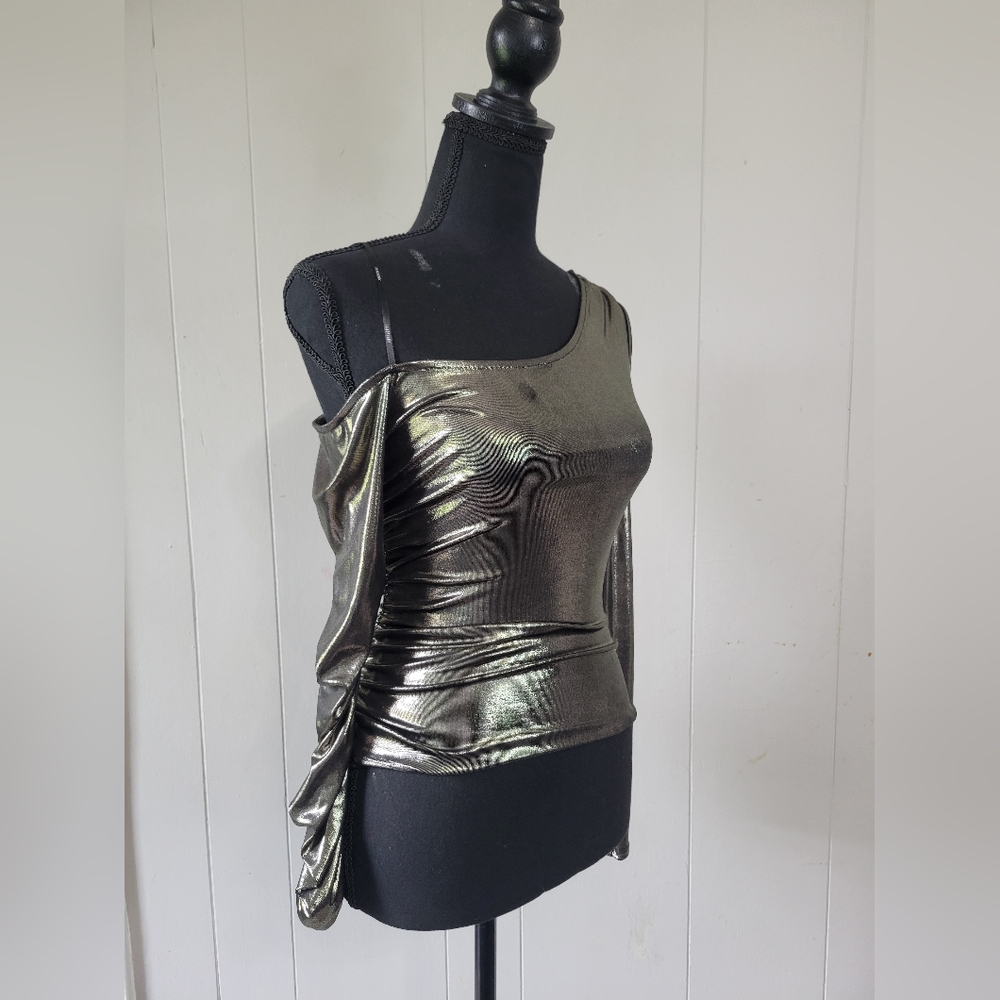 Medium Forever 21 Metallic Off the Shoulder Long Sleeve